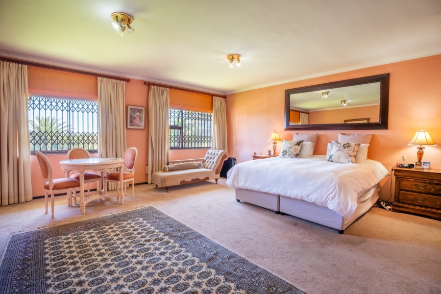 5 Bedroom Property for Sale in Lyndoch Western Cape